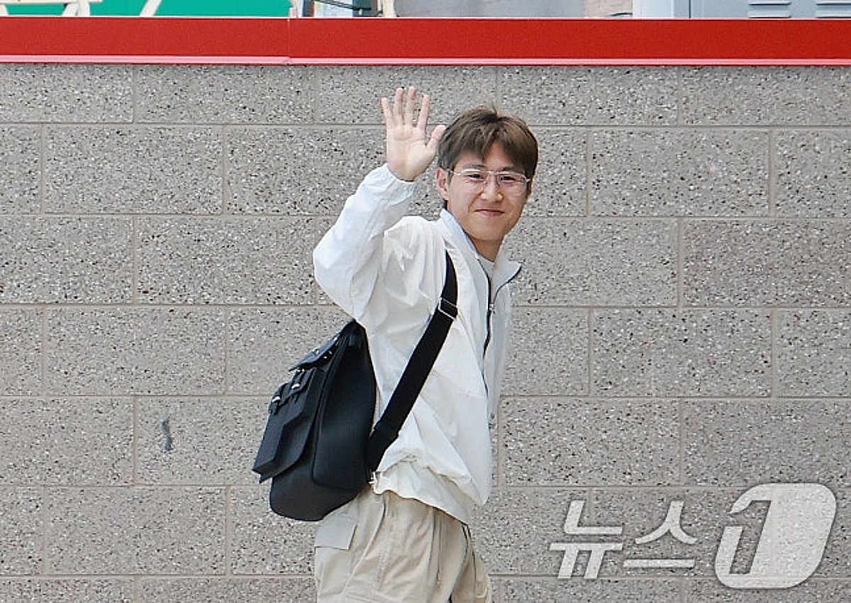 '이강인 드디어 왔다' 홍명보호, 美 출국 2주 만에 '26명 완전체' 완성