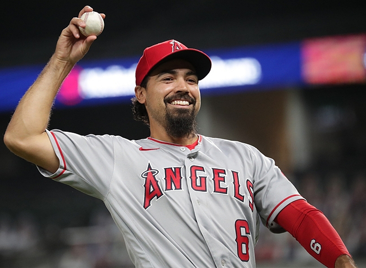 Angels-Rendon contract ends after seven years and limited playing time