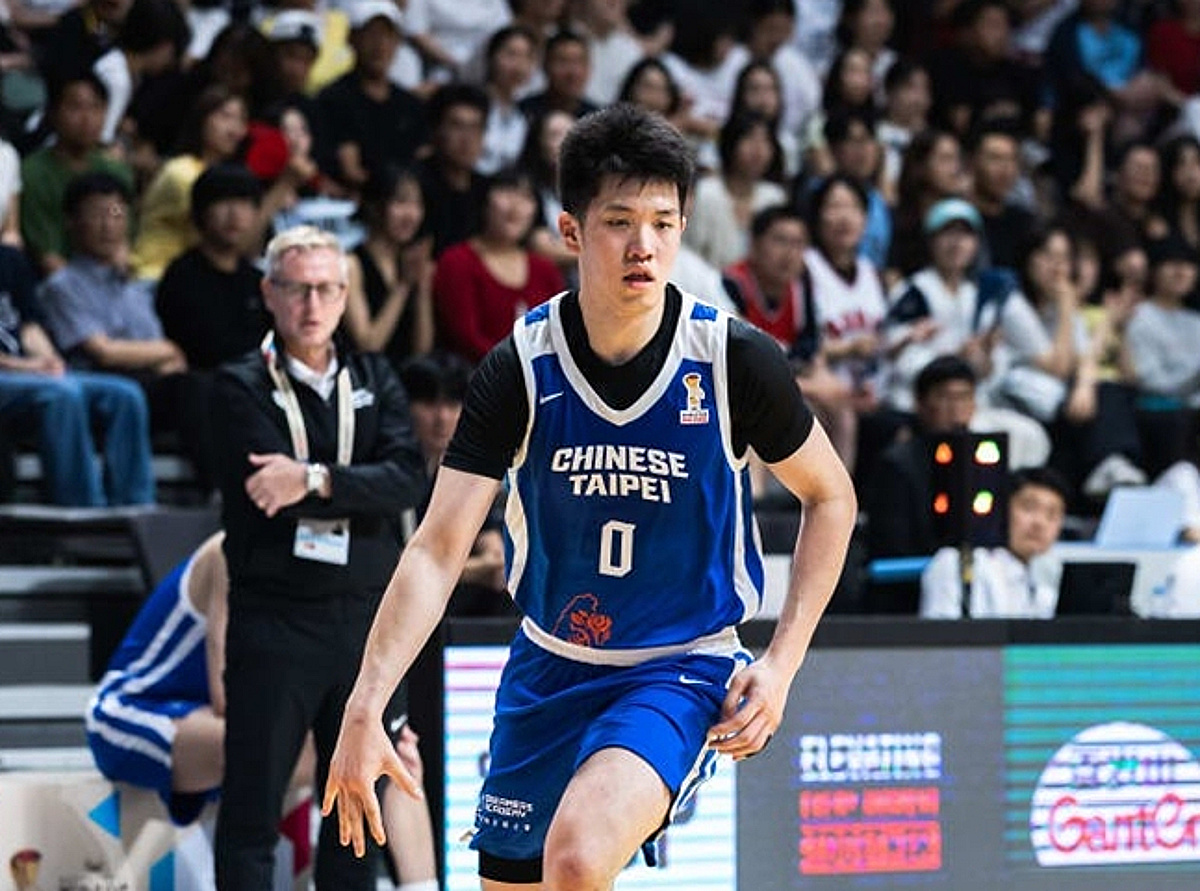 '中리그서 복귀' 대만 국대, 연봉 27억 초대박! KBL 1개 팀 샐러리캡 맞먹는다 "허훈·김선형 연봉 3배"
