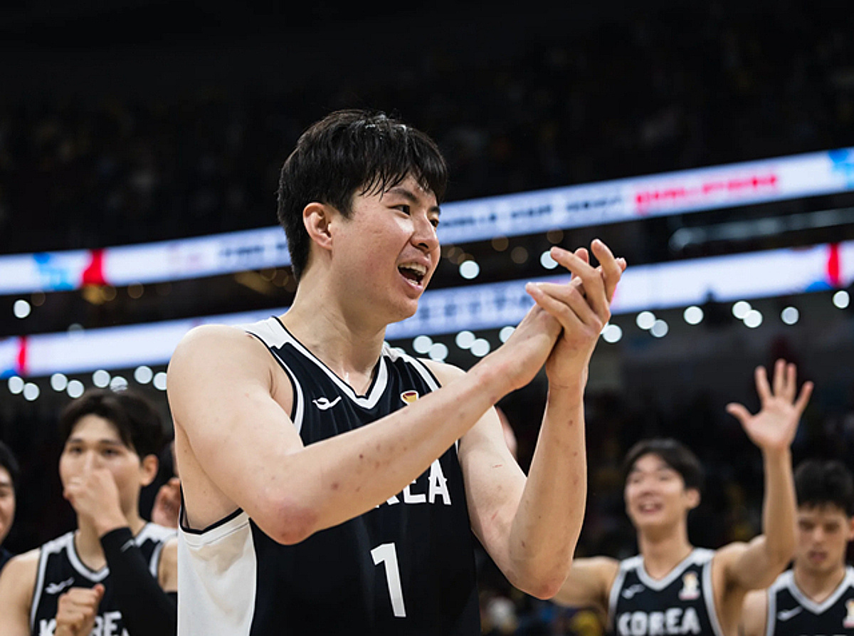 'NBA 2팀 미니캠프 초청' 이현중, 미국행→투웨이 계약 도전... 보스턴·뉴올리언스 '눈독'