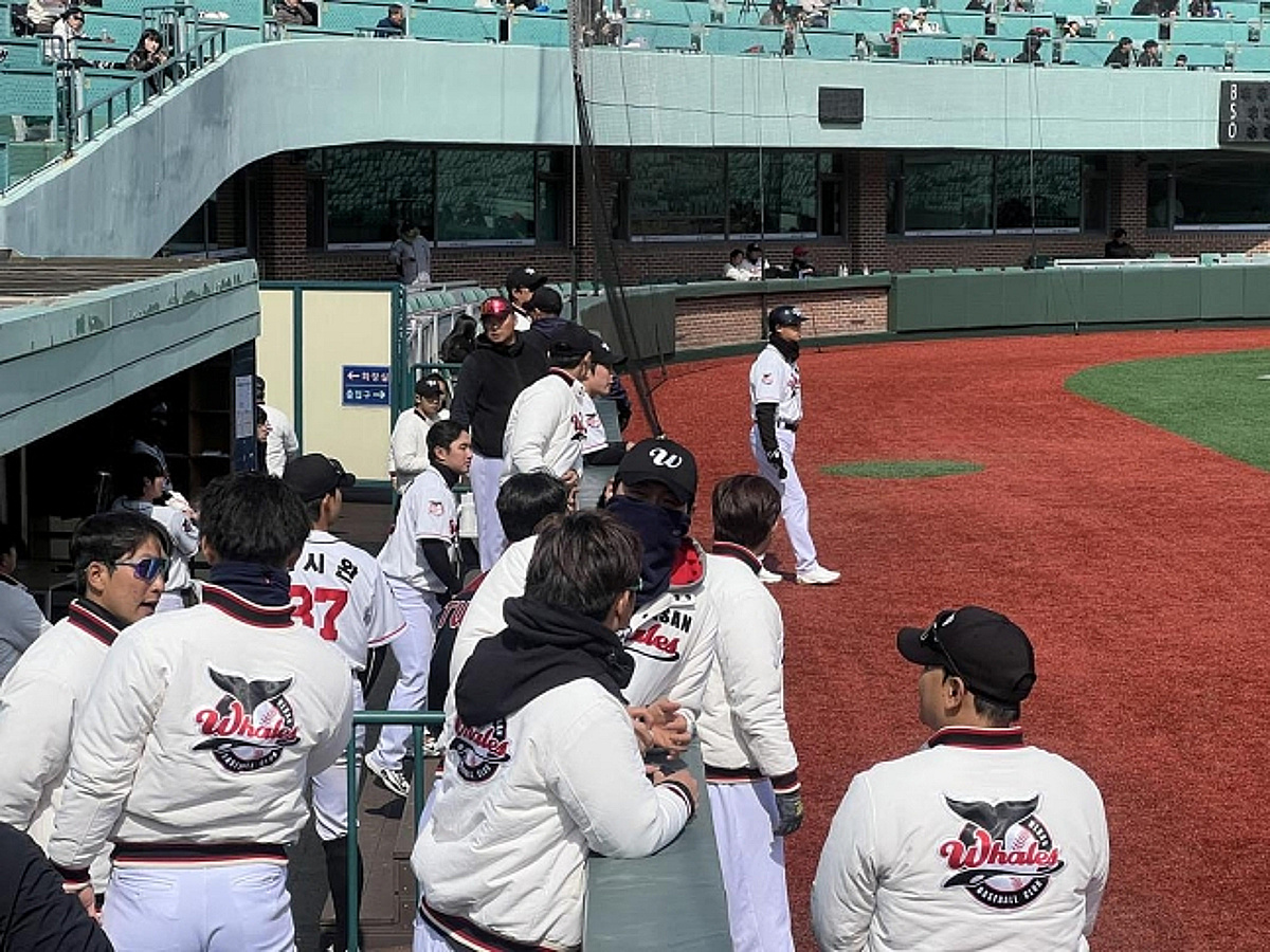 울산웨일즈, 문수야구장서 13일 LG-14일 NC와 연습경기로 시즌 준비