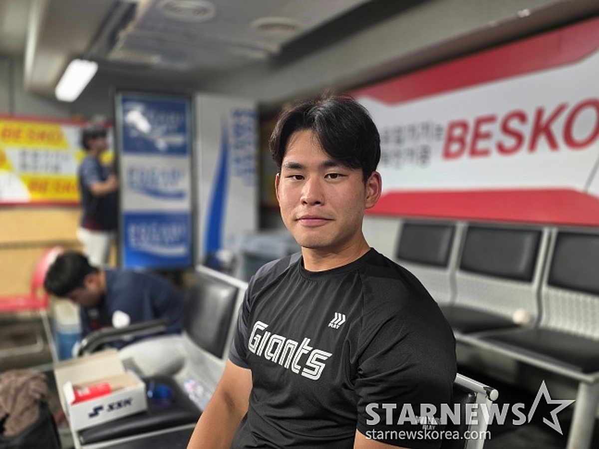 롯데 김진욱, '상무 입대 취소' 신의 한 수되나! ERA 10.00→AG 차출 1순위 대반전 "대표팀은 항상 가고 싶죠"
