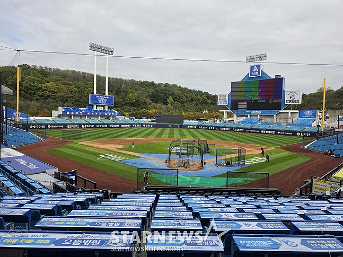 비구름·예보 모두 사라졌다! 삼성-KIA 플레이오프 1차전, 마침내 오늘(26일)은 열린다