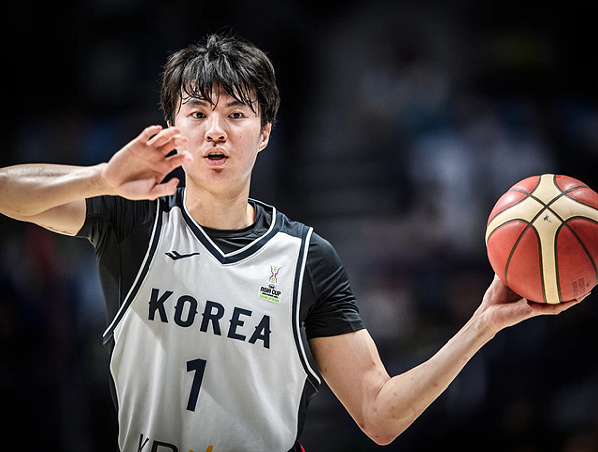"미국 개인 훈련 대신 태극마크" 이현중이 보여준 역대급 사명감... NBA 도전 앞두고도 대표팀 택했다