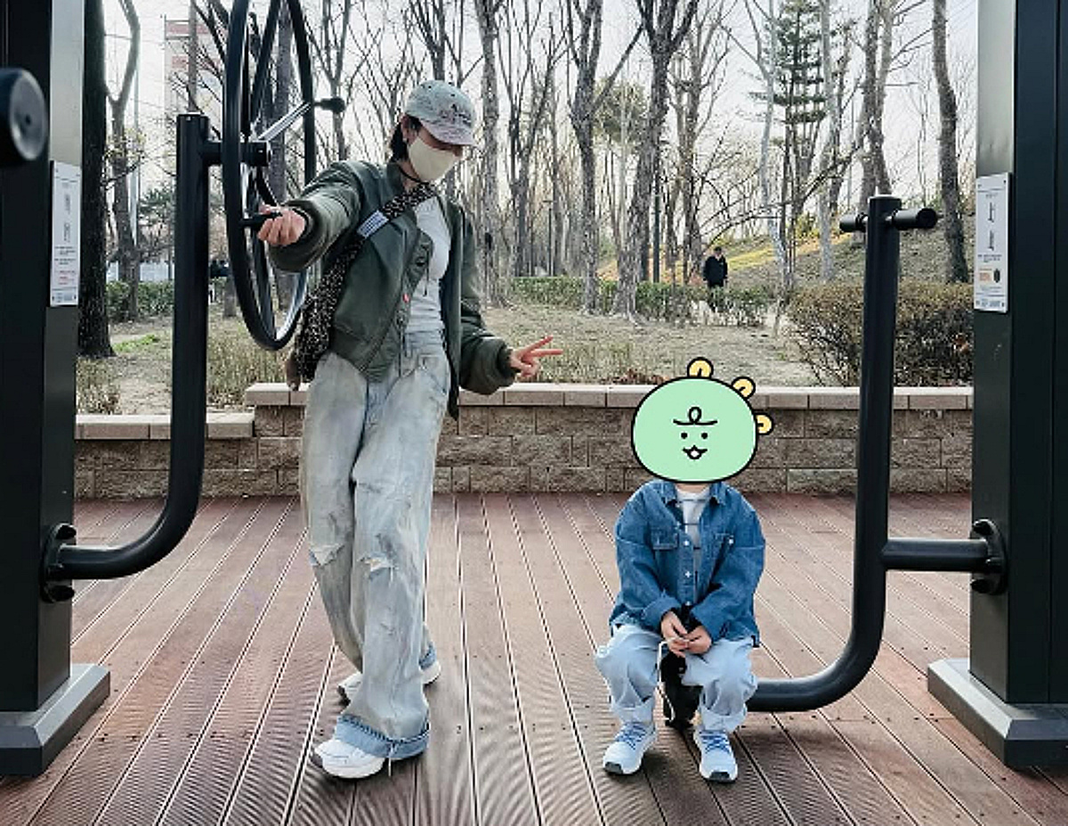 Hyun Bin's Son to Debut as an Actor? ... 'Mom' Son Ye-jin Speaks Out: "It Would Be Hard Not to Become an Actor with Such Beauty" [Please Take Care of My Fridge]
