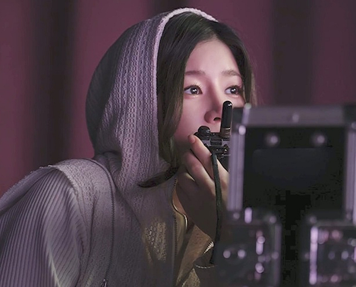 심은하 닮은 블랙핑크 MV 감독의 반전 포스.."미친 여자라 생각해도 돼" [사당귀]