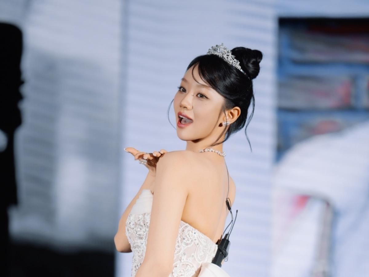 "혜루미들 매일 생각" 눈물 쏟은 혜리, 中 단독 팬미팅 大성황