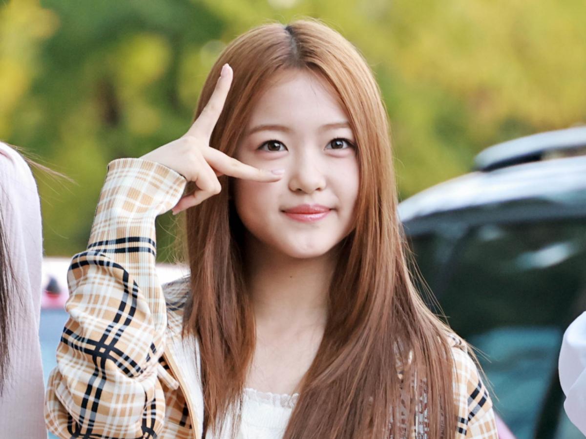 '리틀 보아' A2O 아이찡, 숨만 쉬어도 구설..이번엔 포토타임 태도 논란 [스타이슈]
