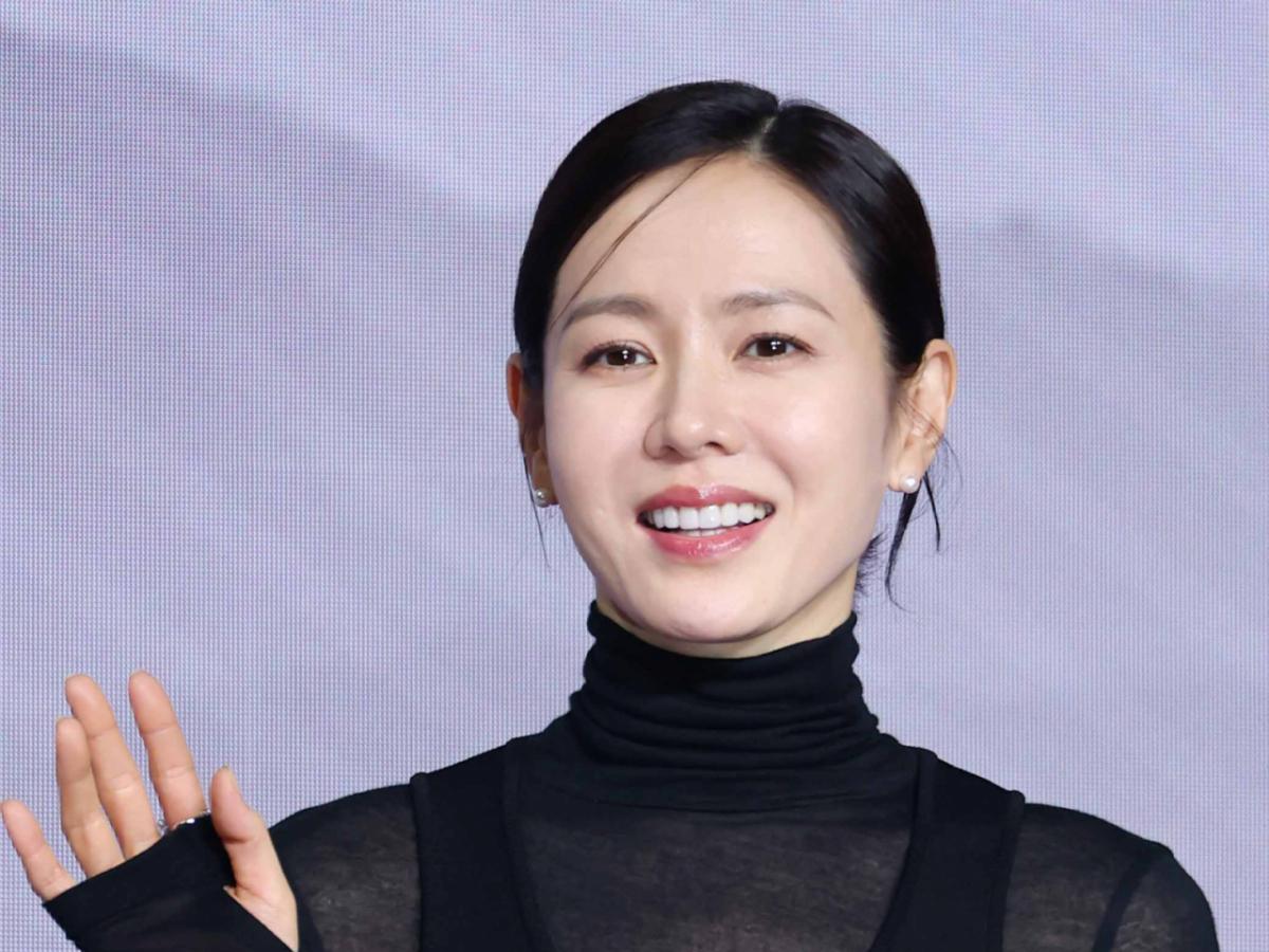 뭘 해도 트집..손예진, 쩝쩝 먹방→아줌마 옷 이어 집밥까지 '도 넘은 악플' [스타이슈]