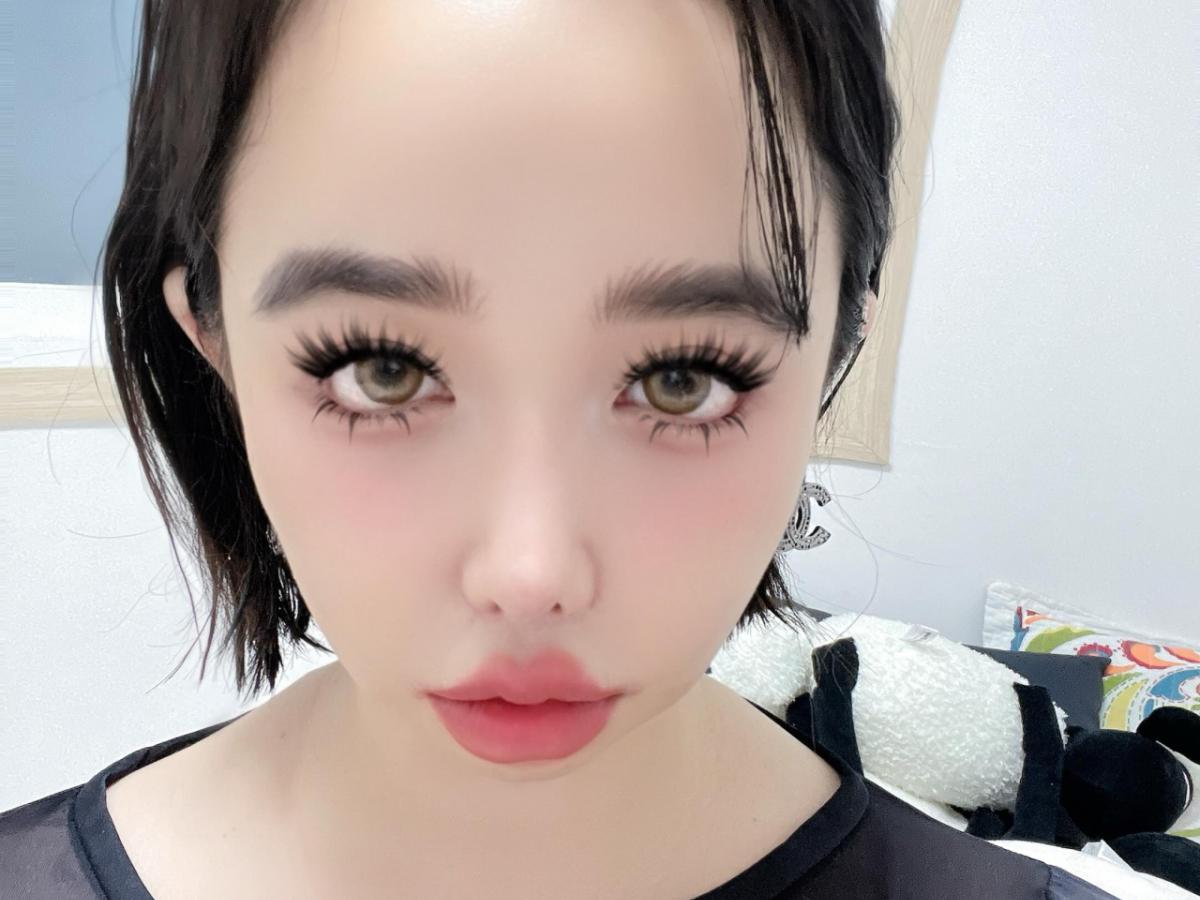 2NE1 박봄 맞아? 배우 이민호와 셀프 열애설 후 근황 [스타이슈]