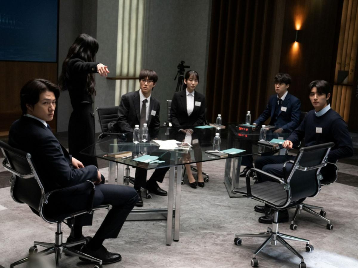 [리뷰] 라이징 스타 뭉친 '최종면접', 흥미로운 시작과 허무한 끝
