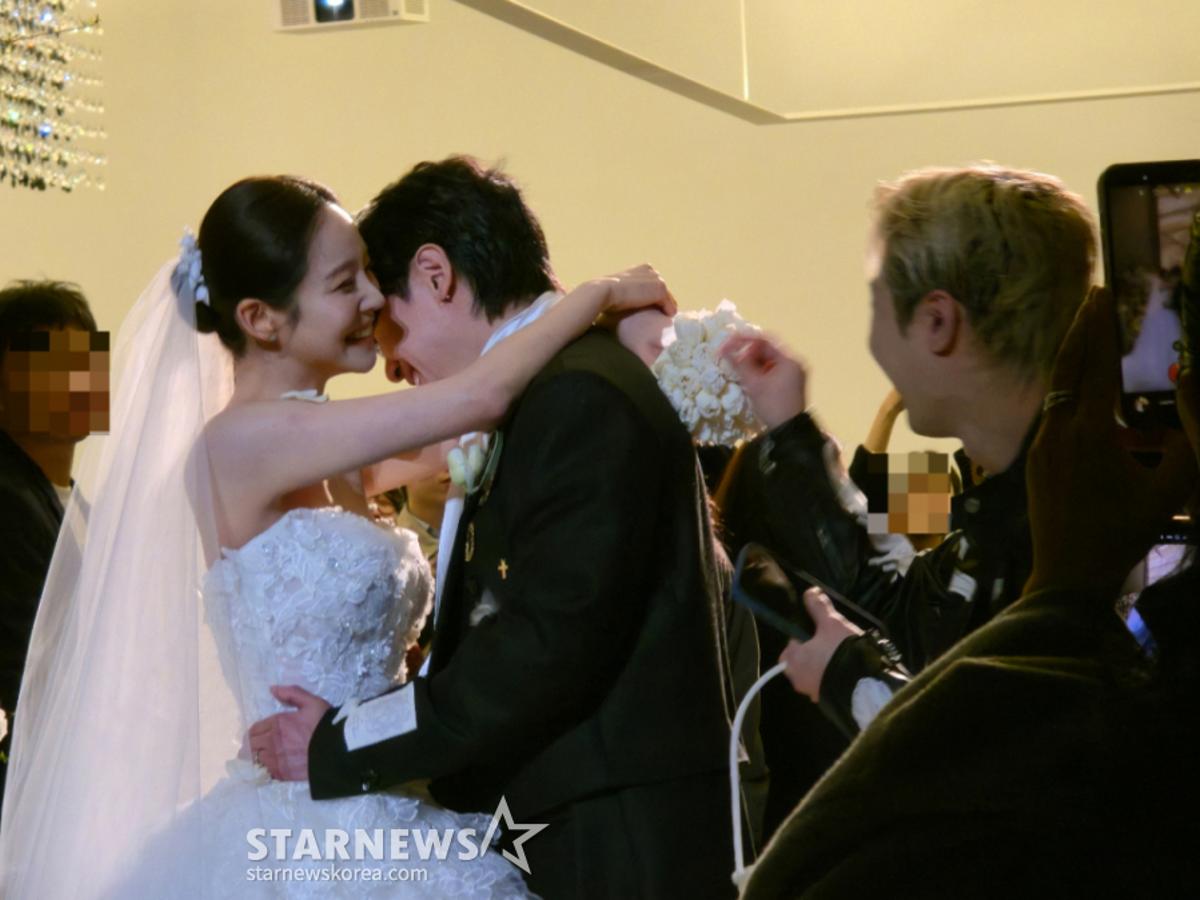 "왜 안 해!" 강균성, ♥유하진과 '키스 없는' 결혼식..끝까지 '순결 지킴이' [종합]
