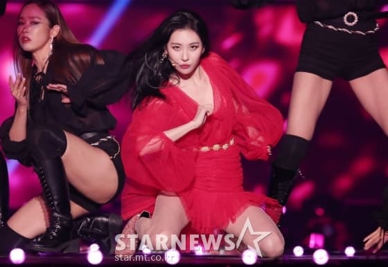 '뮤직상·아티스트상' 선미, '2018 AAA' 2관왕 차지