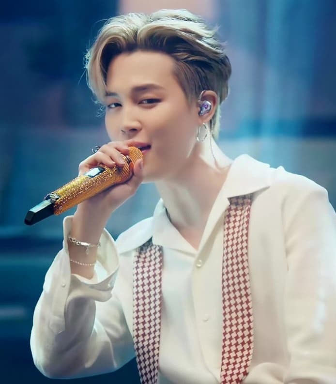 방탄소년단 지민 '라이크 크레이지'·'셋 미 프리 파트 2' 5월의 월드송 1, 2위 점령 'KING JIMIN'