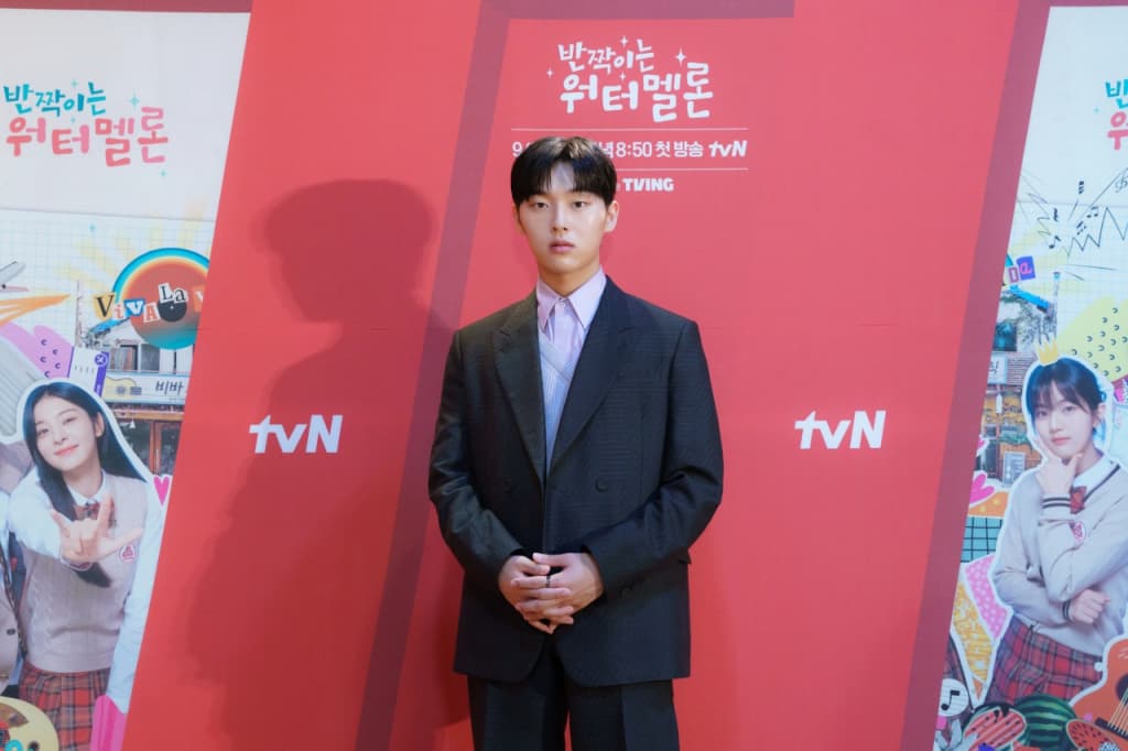 '반짝이는 워터멜론' 감독, "최현욱 얼굴에 특수 간판 깔았나..2023 최고의 드라마 될 거라고"