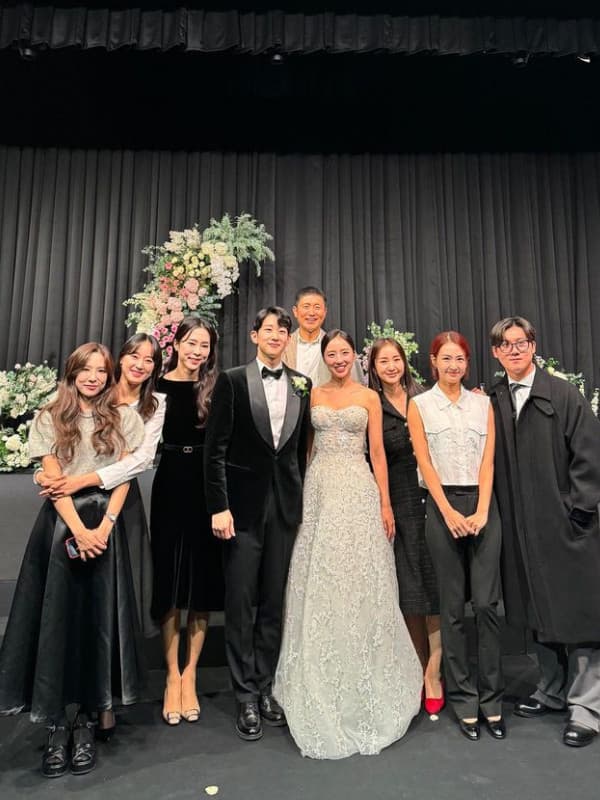 조항리♥배혜지, 오늘 결혼..'골때녀' 아나콘다·이영표 '축하'
