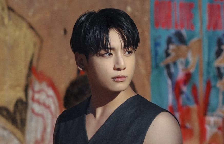 방탄소년단 정국 'Standing Next to You' 스포티파이 5억 스트리밍 돌파..통산 4번째