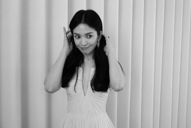42세 송혜교, 어색한 애교마저 빠져드네..1일 1리즈 열일中