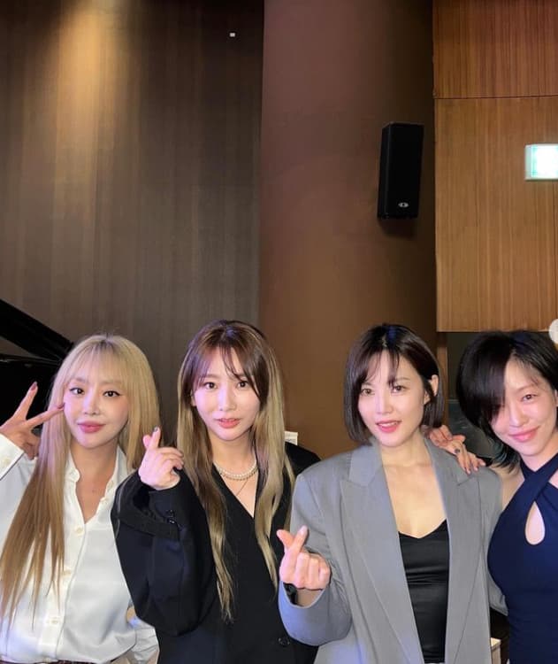 브아걸 가인, 8개월만 근황..제아 남동생 위해 완전체 모였다