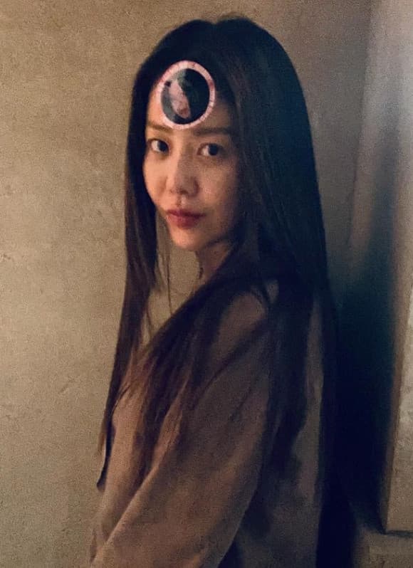 고현정, MZ들의 스타 됐나..SNS 일상 사진도 '들썩'