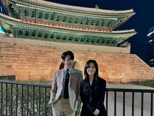 "이준혁과 운명인가?" 한지민, '나완비' 시작 전부터 기운 좋았다(십오야) [종합]