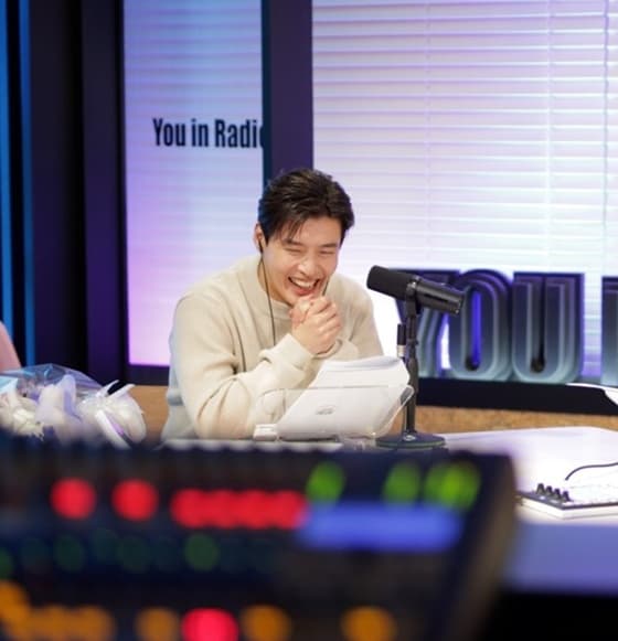 강하늘, 손석구 잇는다..유인나와 '유인라디오'서 5년만 재회