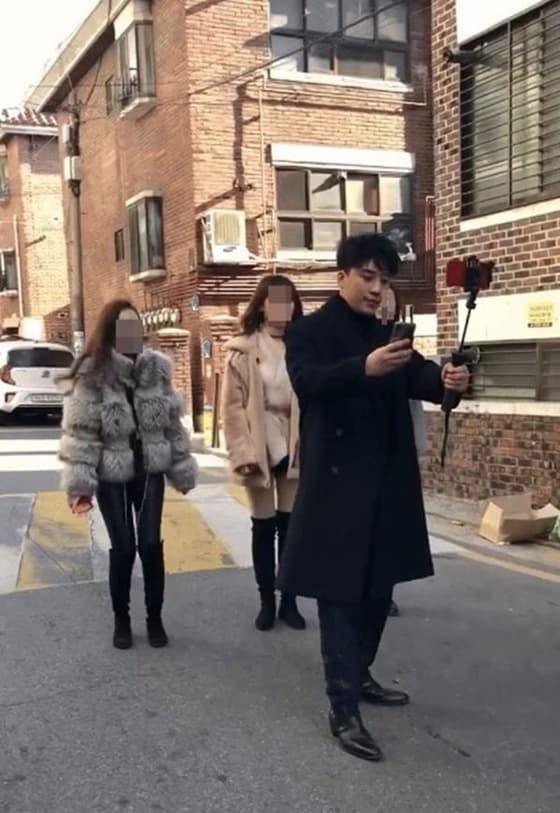 "XX 예쁜 女랑 도둑처럼.." '유혜원 옥바라지' 신세 만든 前 빅뱅 승리, 또 열애설[★FOCUS]