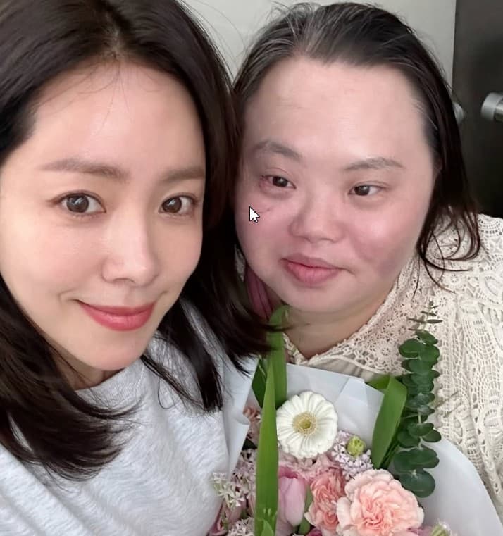 한지민 '쌍둥이 언니' 정은혜 결혼식 빛낸다..'우블스' 인연 계속
