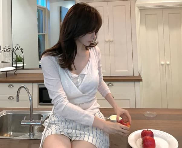 사진=강민경 SNS