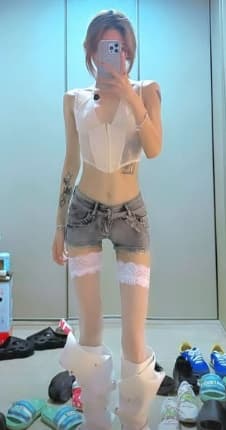 '96kg→41kg' 최준희, 인공지능 로봇도 견제할 '뼈마름 몸매'..이것이 '젠지 추구미'