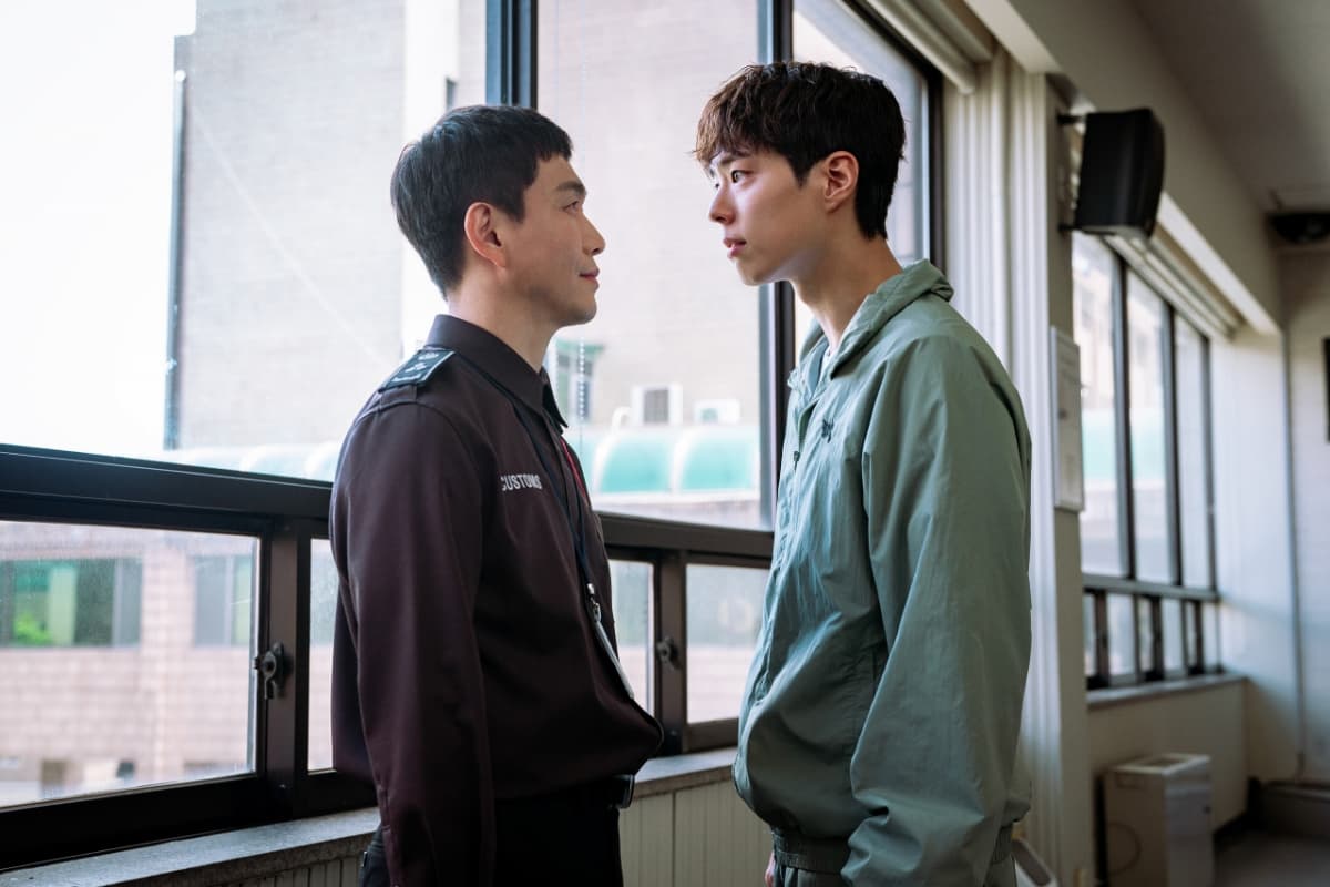 '굿보이' 오정세 "박보검, 촬영장서도 겸손해..추운 바다에도 가장 먼저 들어가"[인터뷰②]