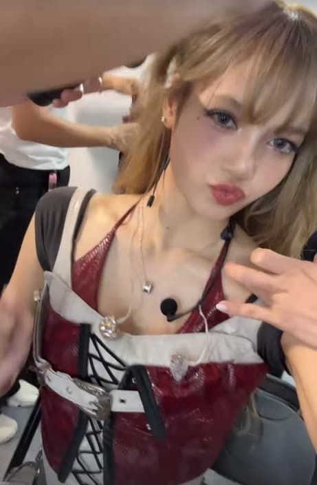 사진=리사 SNS