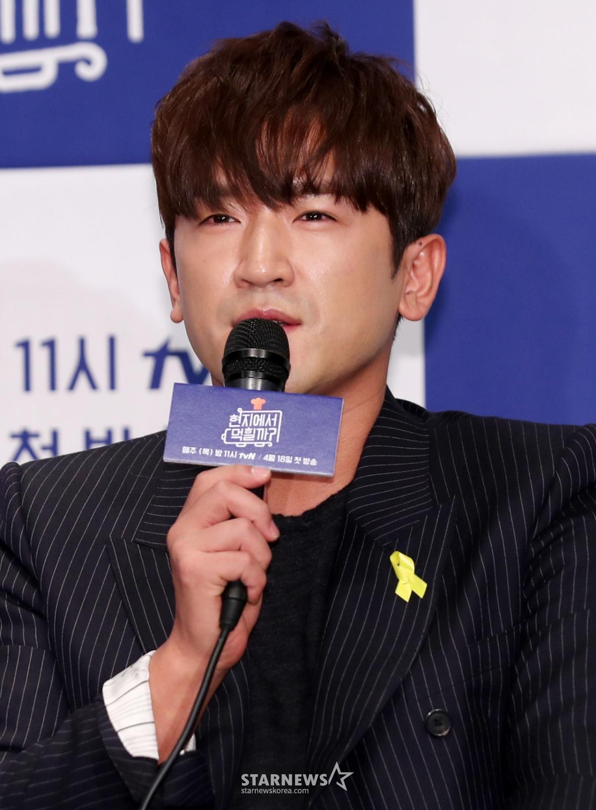 '결혼 발표' 이민우, 근황 아이콘 됐다..뜬금 '800만원 양다리 연예인' 루머+前소속사와는 이별[스타이슈]