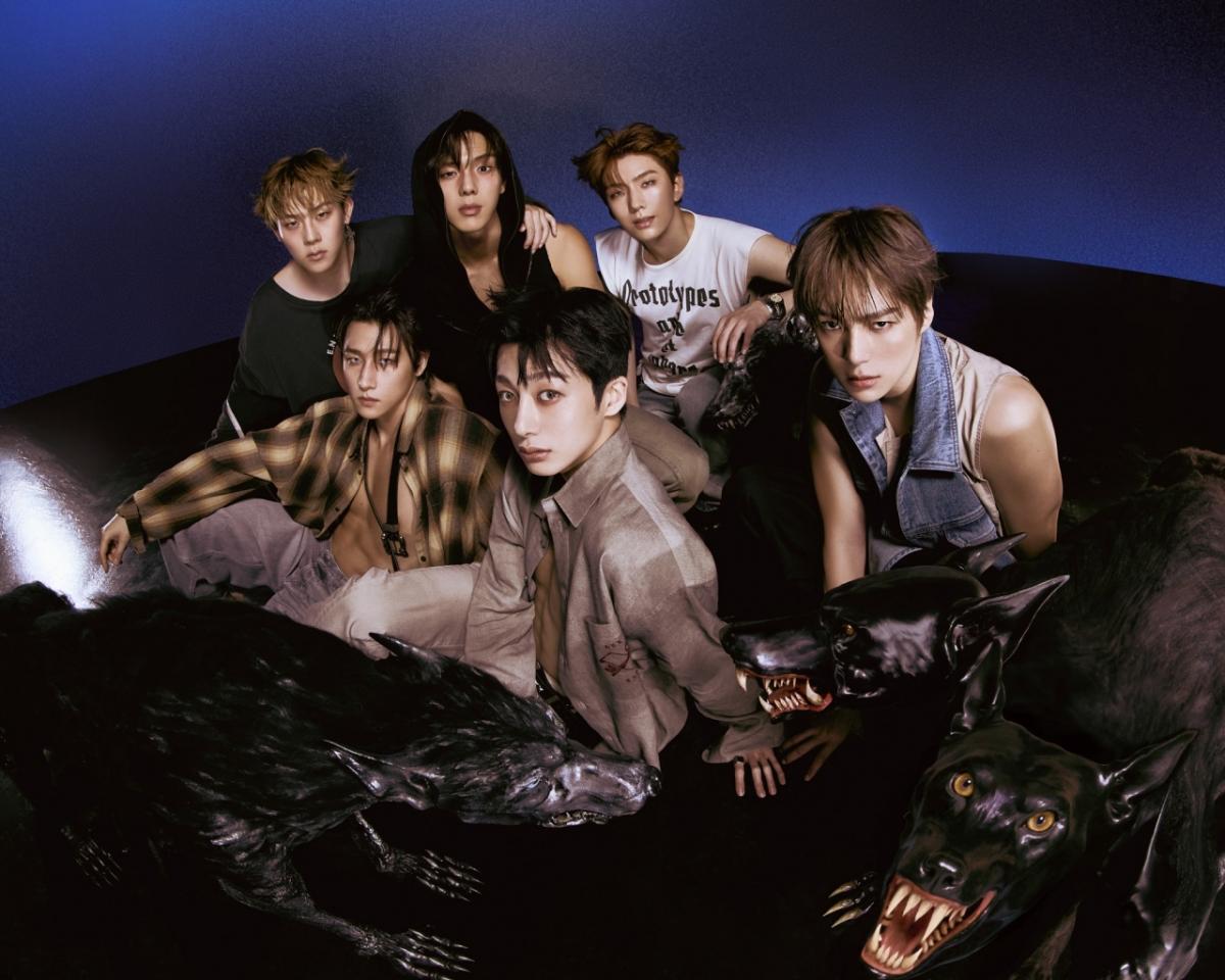 몬스타엑스, 완전체 컴백.. 타이틀곡 '엔 더 프론트'로 K팝 신 정면 돌파