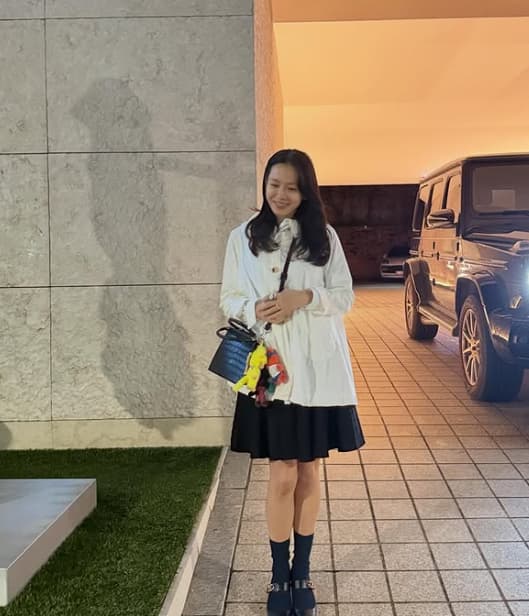 '현빈♥' 손예진, 육아 동지에 조언 "힘들지만..시간 빨리 지나가"