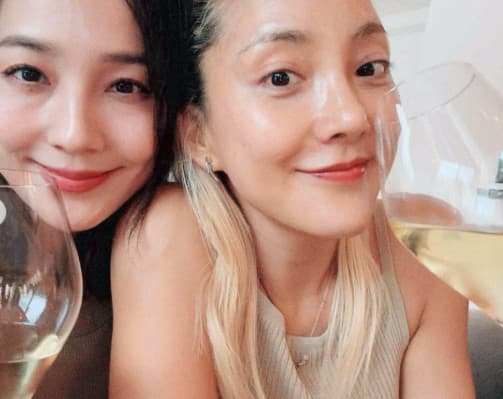 S.E.S 슈는 없지만..바다·유진, 추석 함께 보냈다 "묵은 얘기 꺼내"