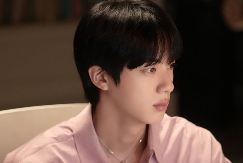 '포근포근 김석진' 방탄소년단 진, 섬유 유연제 광고에 어울리는 포근한 매력의 스타 1위