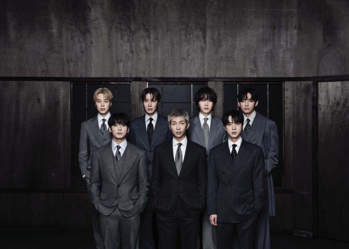 '방탄소년단 플레이리스트' 된 美 빌보드 '핫 100'..2주 연속 10곡 진입