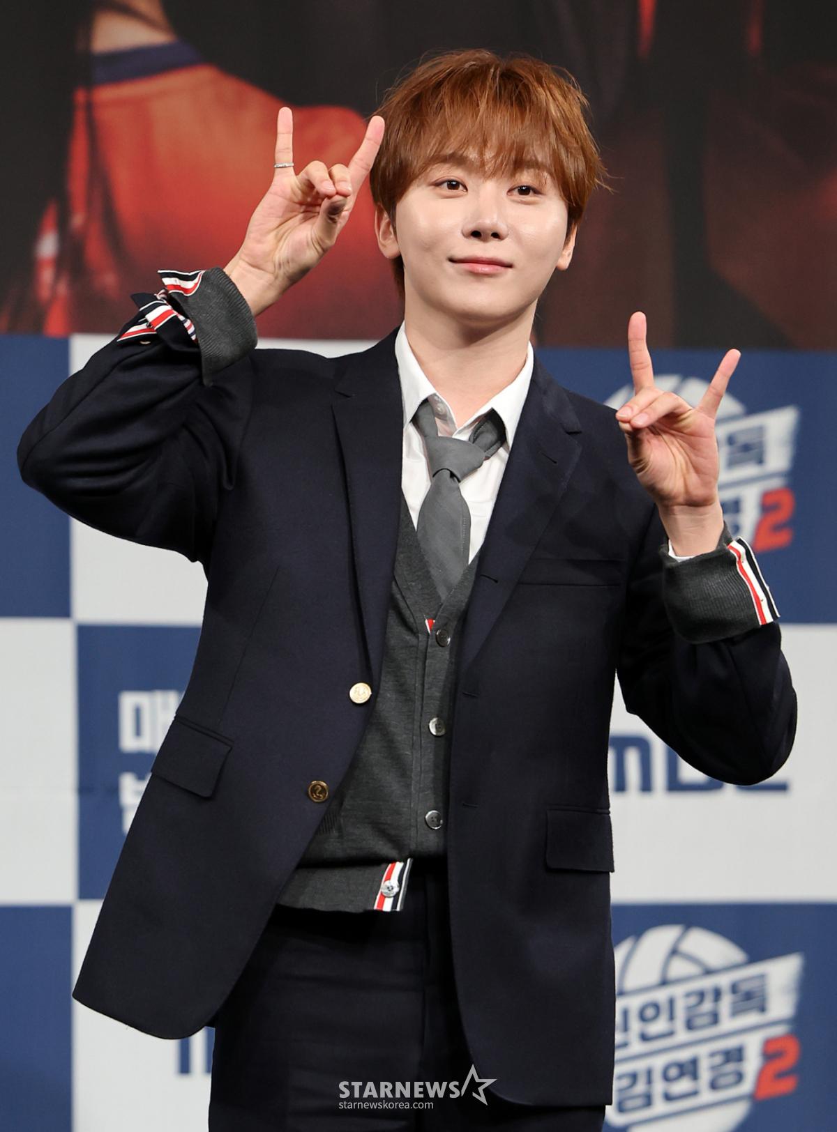 (서울=뉴스1) 김진환 기자 = 세븐틴 부승관이 8일 오후 서울 마포구 상암동 MBC 골든마우스홀에서 열린 MBC 새 예능 '신인감독 김연경2' 제작발표회에 참석해 포즈를 취하고 있다. '신인감독 김연경2'은 ‘경력감독’ 김연경과 ‘필승 원더독스’(이하 원더독스)의 처절하고 뜨거운 창단 도전기로 오는 11일 첫 방송 한다. 2025.10.8/뉴스1 Copyright © 뉴스1. All rights reserved. 무단 전재 및 재배포, AI학습 이용 금지. /사진=(서울=뉴스1) 김진환 기자
