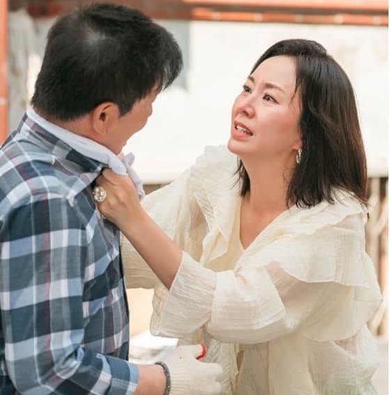 조미령, 이한위 멱살잡이..분노 폭발 [엄마가 미쳤어요]