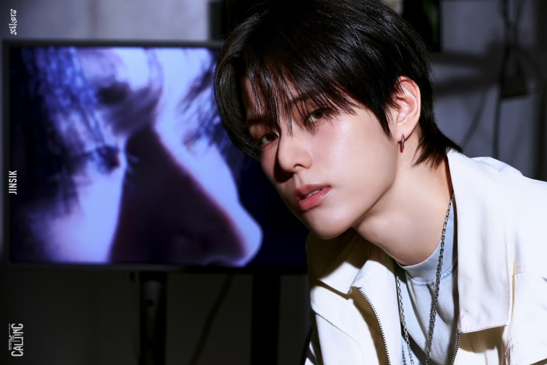 싸이커스, 무한 콘셉트 소화력! 'SPECIAL X' 버전 포토 공개