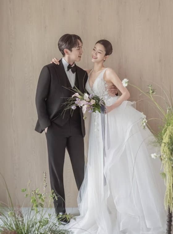 앵커·도슨트 부부 탄생..엄지민♥정우철, 오늘(18일) 결혼 "인생의 새 출발선에 서"