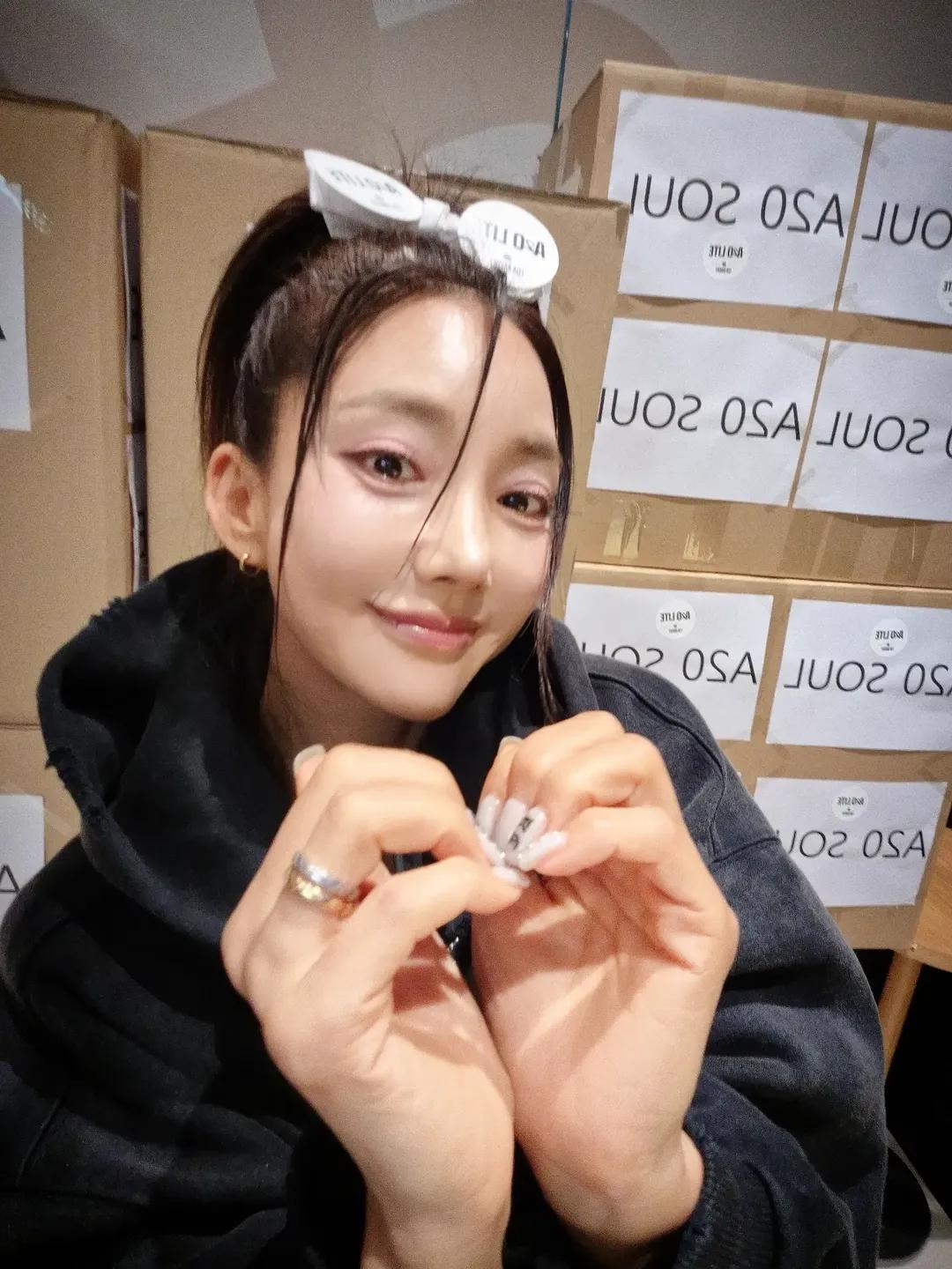 바다, '이수만 그룹' A2O 데뷔에 통 크게 쐈다..♥남편 빵 선물 [스타이슈]