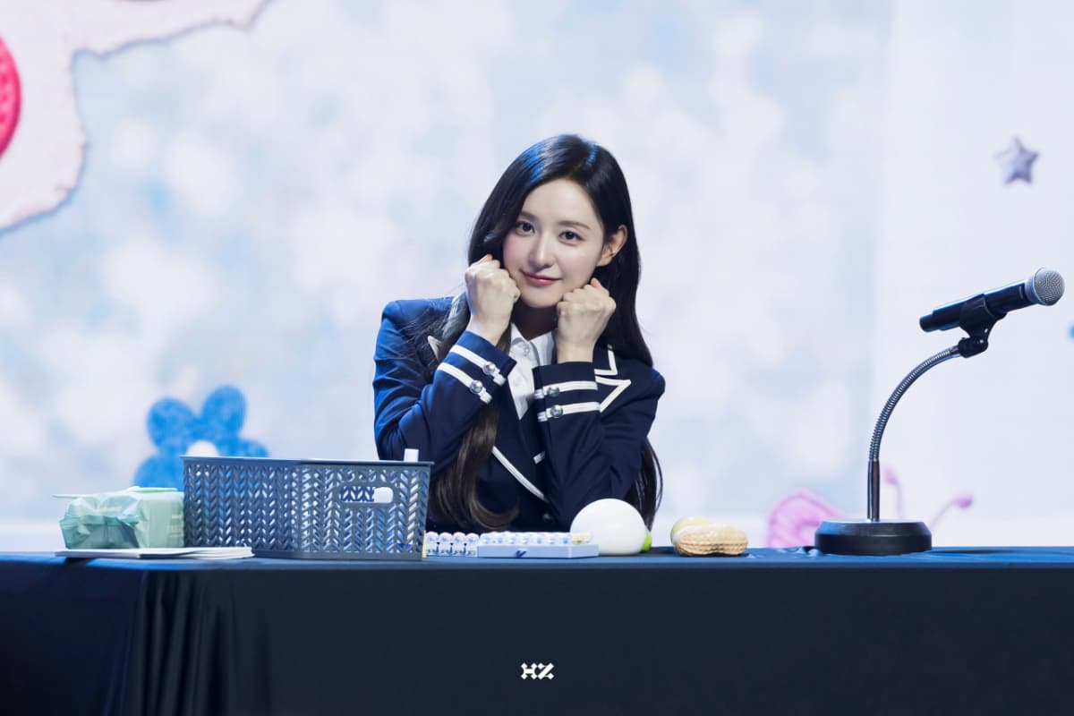 '난 절대 실패하지 않으니까' 김지원, 2년만 팬미팅 大성황
