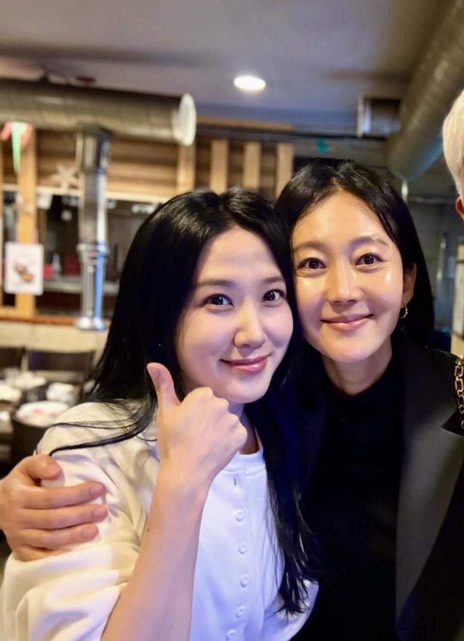 염정아, '딸 된' 박은빈과 데이트..현실에서도 다정한 모녀 케미