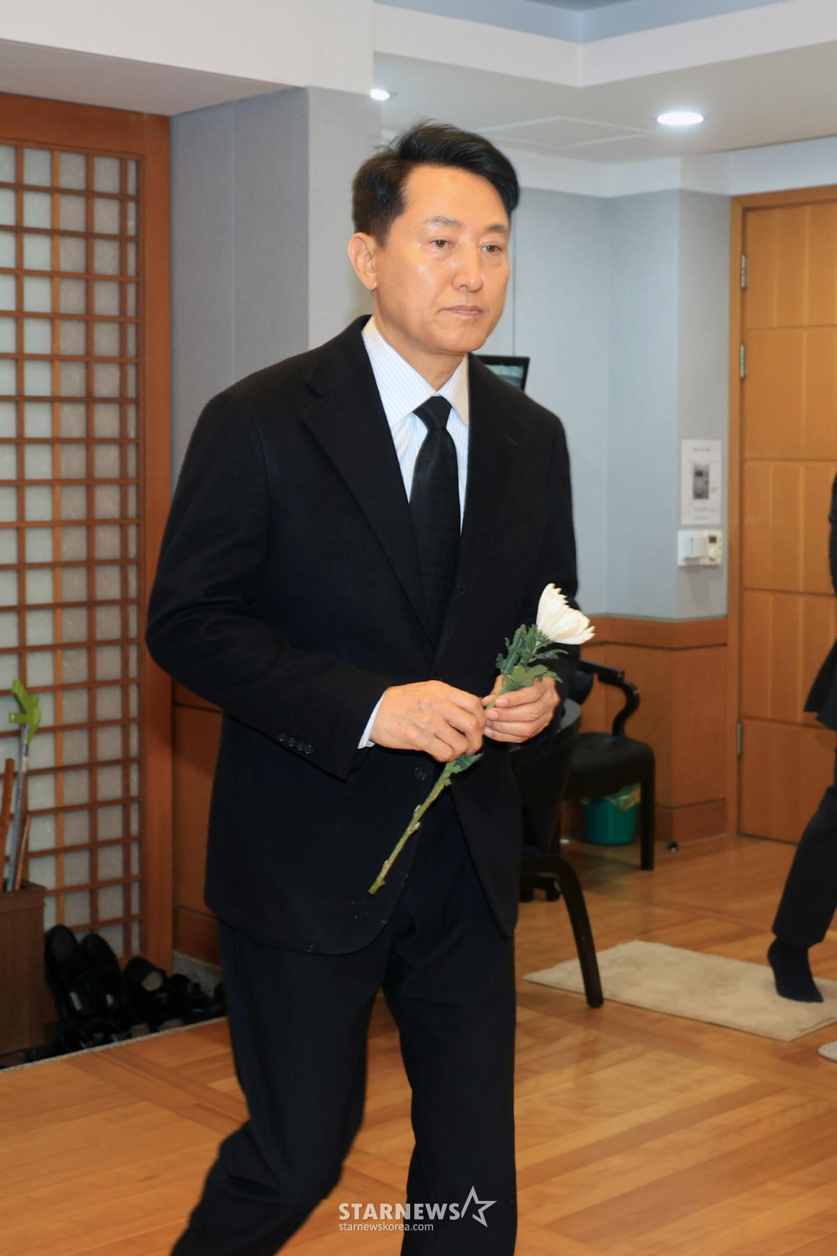 오세훈 시장 "'국민 아버지' 故최불암 떠나보내, 마음이 많이 허전"