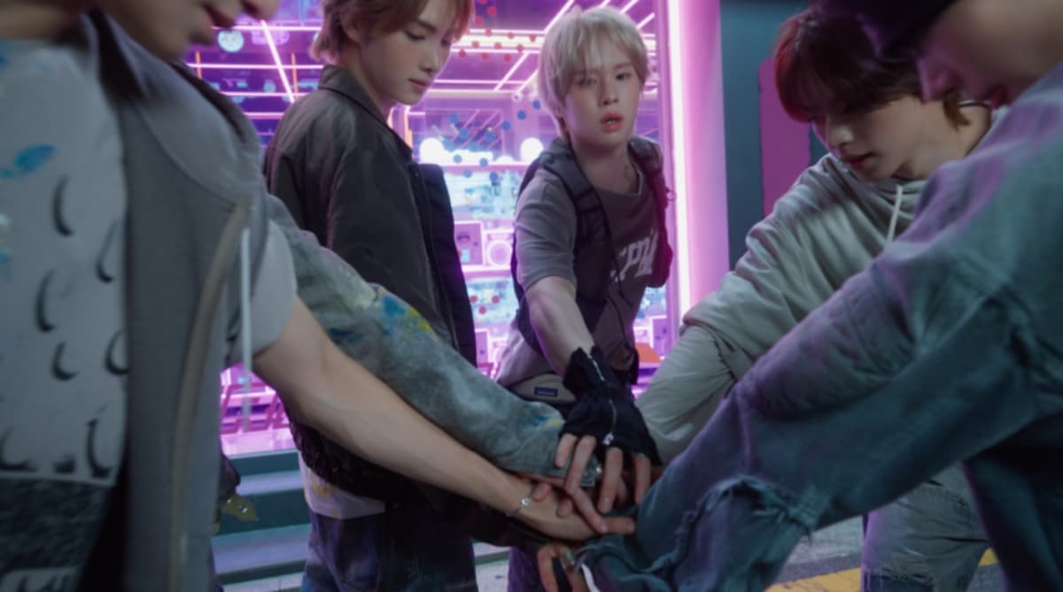 TWS의 용기와 청춘! 신곡 '내 이름을 불러줘' MV 티저 추가 공개