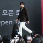 9번째 이미지