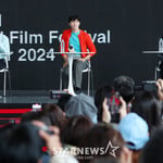 1번째 이미지