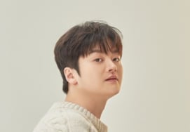 I'm fighting cancer. I'm sad..The CEO of Hwang Garam's agency of "I'm a Firefly" dies, and he was 41 years old [Star Issue]